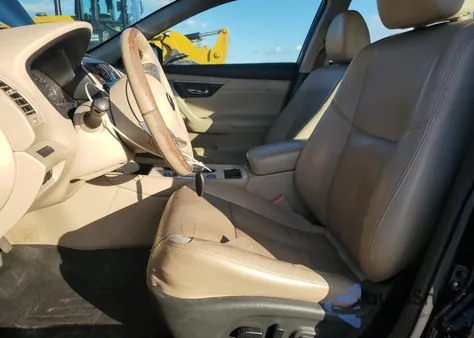 2018 Nissan Altima 2.5 z USA, uszkodzony, nr VIN 1N4AL3AP8JC115802